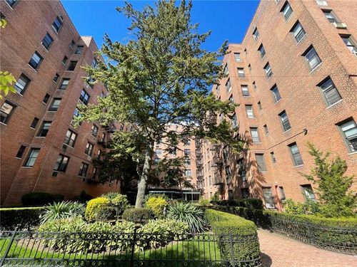 c18-1213 Avenue Z, Brooklyn, NY, 11235 | Card Image