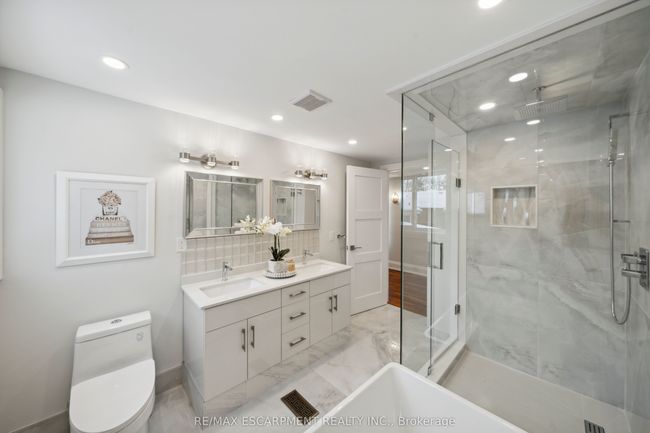 1569 Glenburnie Rd, House other with 7 bedrooms, 7 bathrooms and 10 parking in Mississauga ON | Image 20