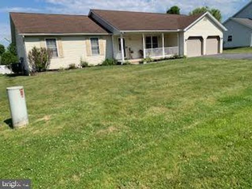 13153 Seneca Dr, WAYNESBORO, PA, 17268-8459 | Card Image