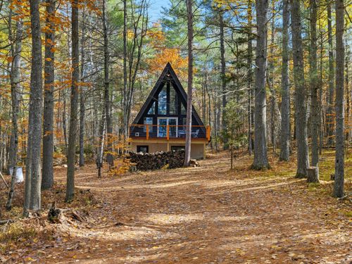 23 Red Fox Dr, Jay, NY, 12941-2437 | Card Image