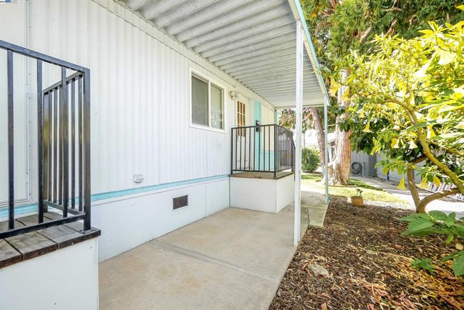 17754 Meekland Ave, Home with 1 bedrooms, 1 bathrooms and null parking in Cherryland CA | Image 7