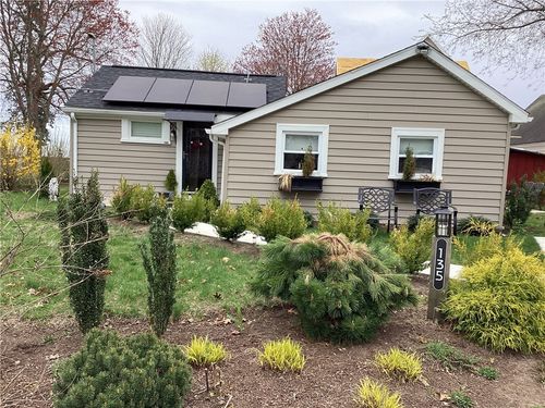 135 Namquid Dr, Warwick, RI, 02888-5600 | Card Image