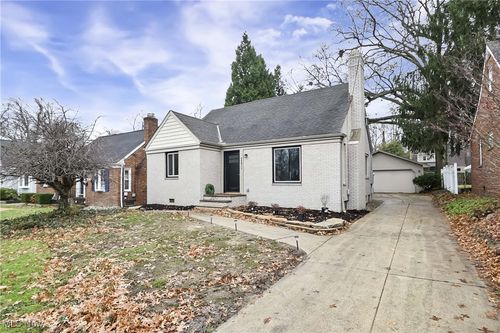 24011 Bruce Road, Bay Village, OH, 44140 | Card Image