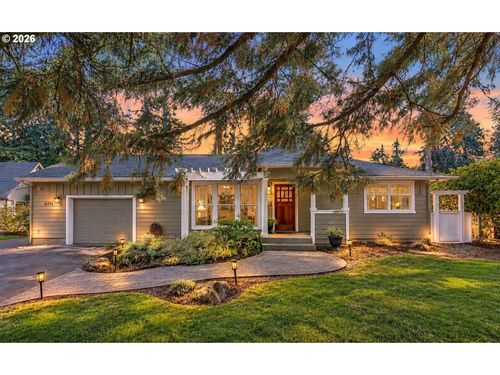 16294 Parker Rd, Lake Oswego, OR, 97035-4038 | Card Image
