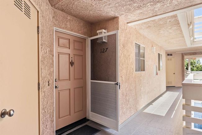 UNIT-127 - 7127 Camino Degrazia, Condo with 2 bedrooms, 2 bathrooms and 3 parking in San Diego CA | Image 22