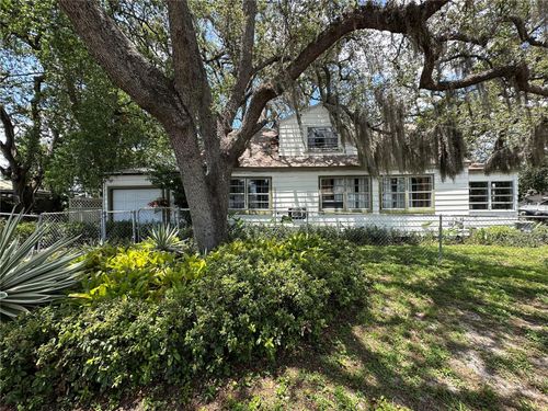 8502 N Branch Ave, TAMPA, FL, 33604-1403 | Card Image