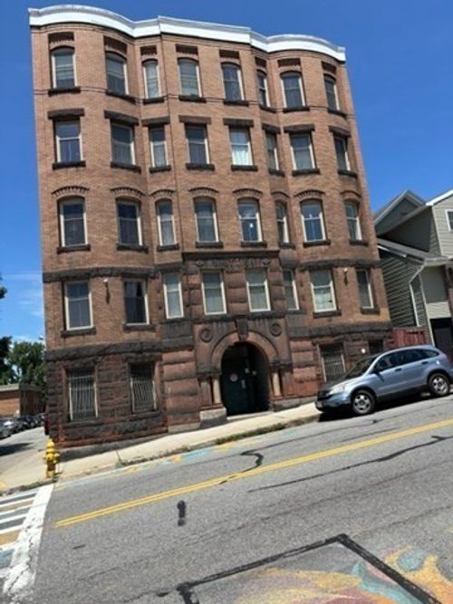 9-257 Pleasant St, Worcester, MA, 01609-4009 | Card Image