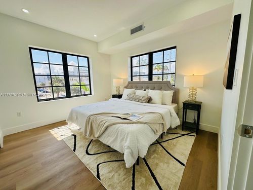 204-1619 Jefferson Ave, MIAMI BEACH, FL, 33139-7617 | Card Image