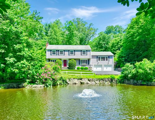 43 Laurel Ledge Rd, Stamford, CT, 06903-1520 | Card Image