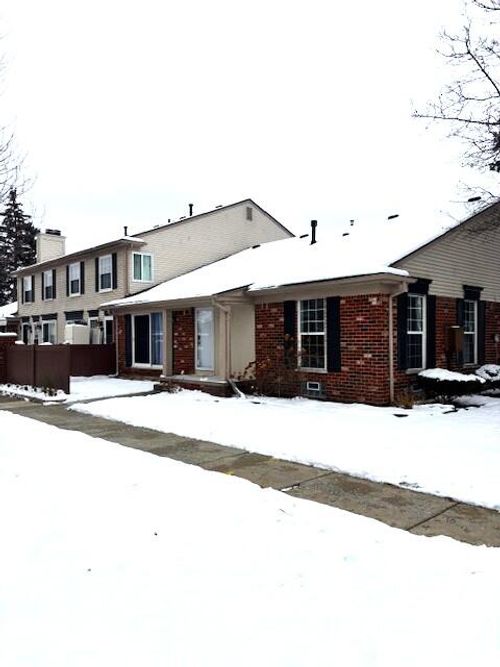 41136 Northwind Dr, Canton, MI, 48188-1313 | Card Image