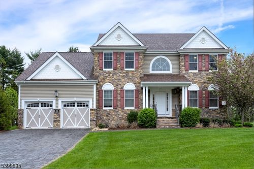 22 Liam Pl, Skillman, NJ, 08558-1728 | Card Image