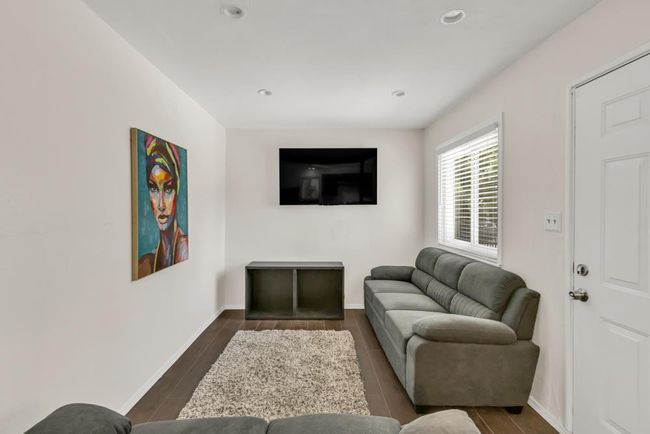 3417 6 Th Ave, Home with 0 bedrooms, 0 bathrooms and 6 parking in Sacramento CA | Image 5