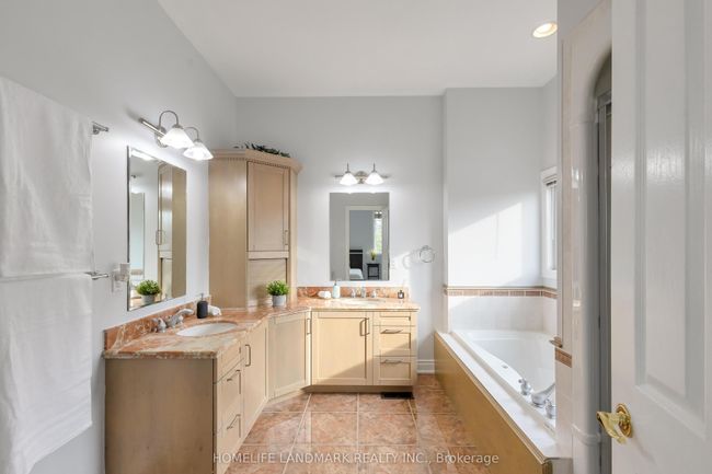 227 The Lions Gate, House other with 5 bedrooms, 4 bathrooms and 4 parking in Waterloo ON | Image 25