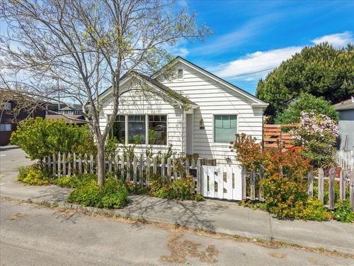 1301 7th St, Eureka, CA, 95501-0644 | Card Image