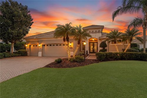 7012 Twin Hills Ter, Lakewood Ranch, FL, 34202-2400 | Card Image