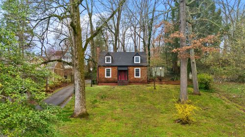 203 Westwood Dr, Mc Minnville, TN, 37110-2431 | Card Image