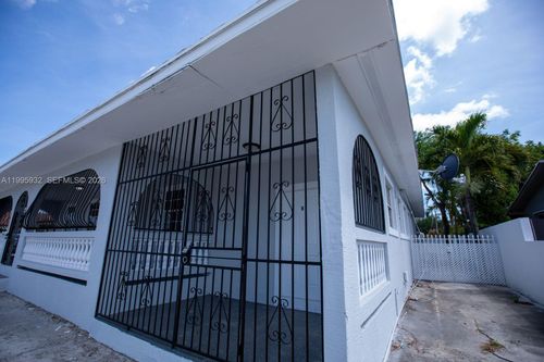 c-2250 Nw 103rd St, Miami, FL, 33147-1747 | Card Image