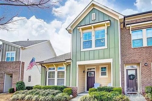 3841 Willow Green Pl, Charlotte, NC, 28206-1474 | Card Image