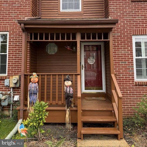 130 Juniper Ct, COLLEGEVILLE, PA, 19426-2984 | Card Image