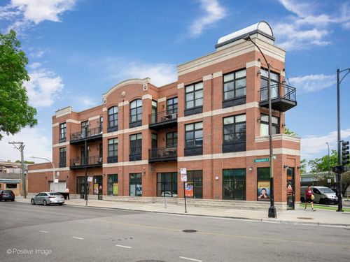 202-2089 W Wabansia Ave, Chicago, IL, 60647-5603 | Card Image