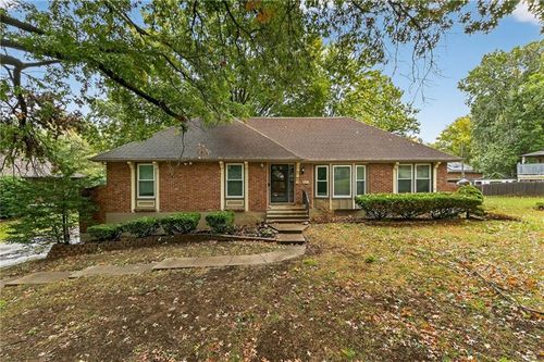 3601 S Delaware Ave, Independence, MO, 64055-3138 | Card Image