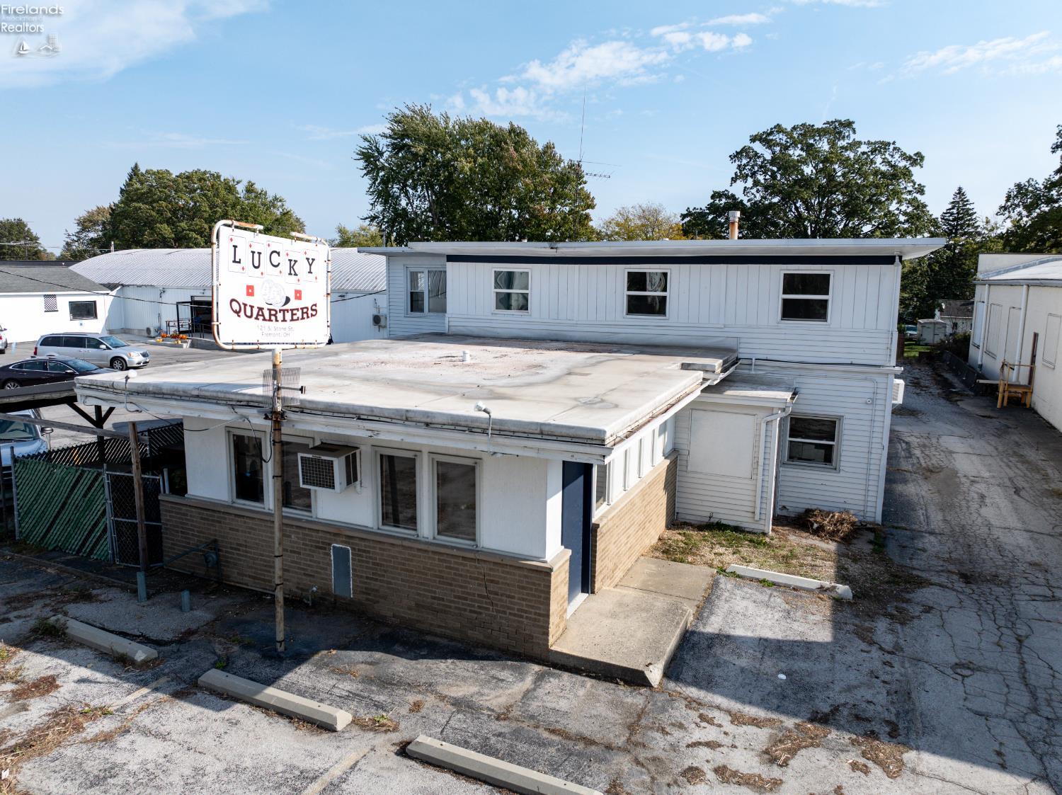 121 S Stone St, Fremont, OH 43420