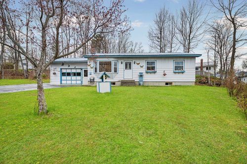 12 Crow Hill St, Northumberland, NH, 03582-4142 | Card Image