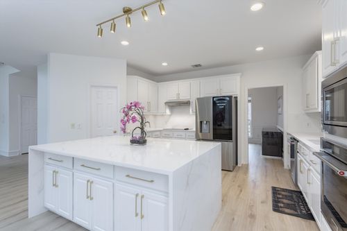 7800 Brushfield Dr, Plano, TX, 75025-3776 | Card Image