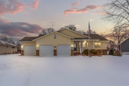 4820 Echo Ct, Faribault, MN, 55021-7890 | Card Image