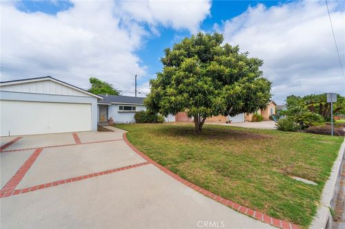 11841 Gary St, Garden Grove, CA, 92840-2026 | Card Image