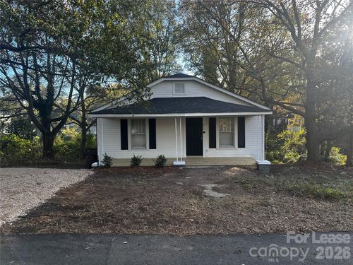 411 W 10th St, Kannapolis, NC, 28081-2122 | Card Image