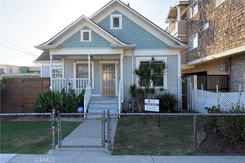421 Almond Ave, Long Beach, CA, 90802-1846 | Card Image