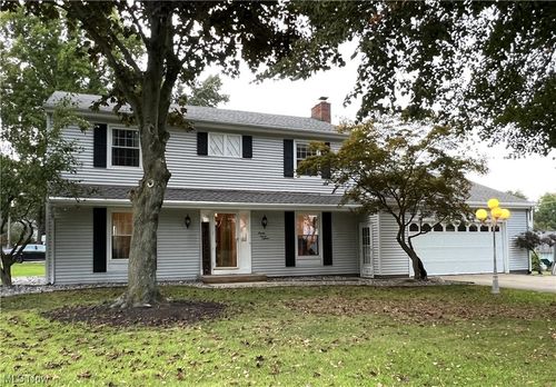 2715 Lee Road E, North Kingsville, OH, 44068 | Card Image