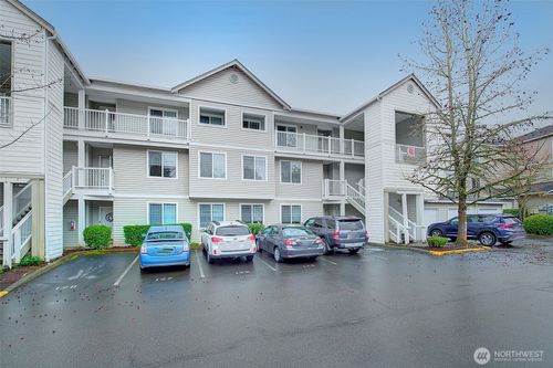 apt-c303-2009 196th St Se, Bothell, WA, 98012-8520 | Card Image