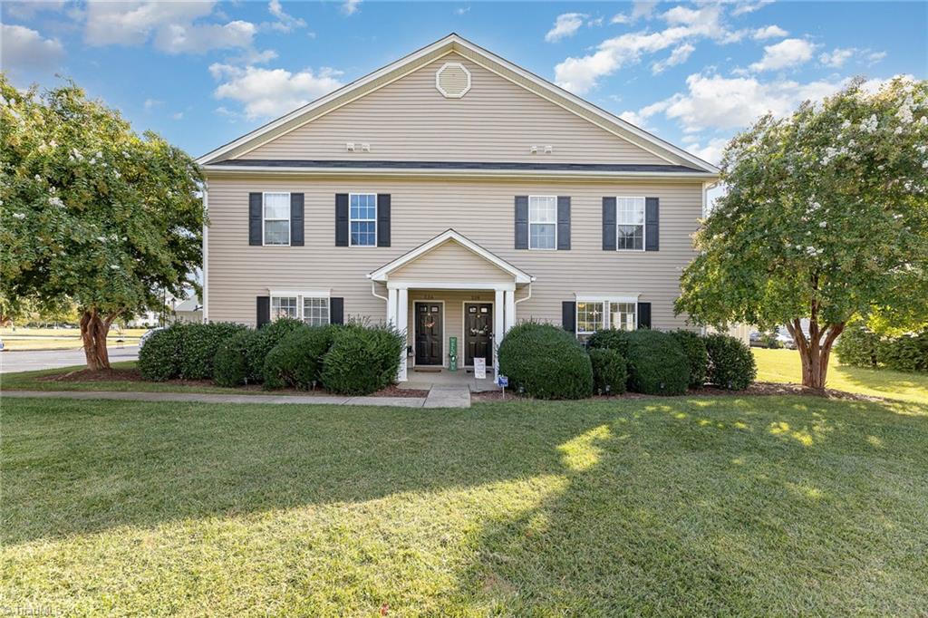 Geoffrey Way, Kernersville, NC 27284