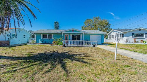 8524 120th St, SEMINOLE, FL, 33772-3949 | Card Image