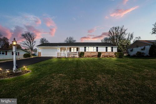 4938 Sunrise Ave, BENSALEM, PA, 19020-1113 | Card Image