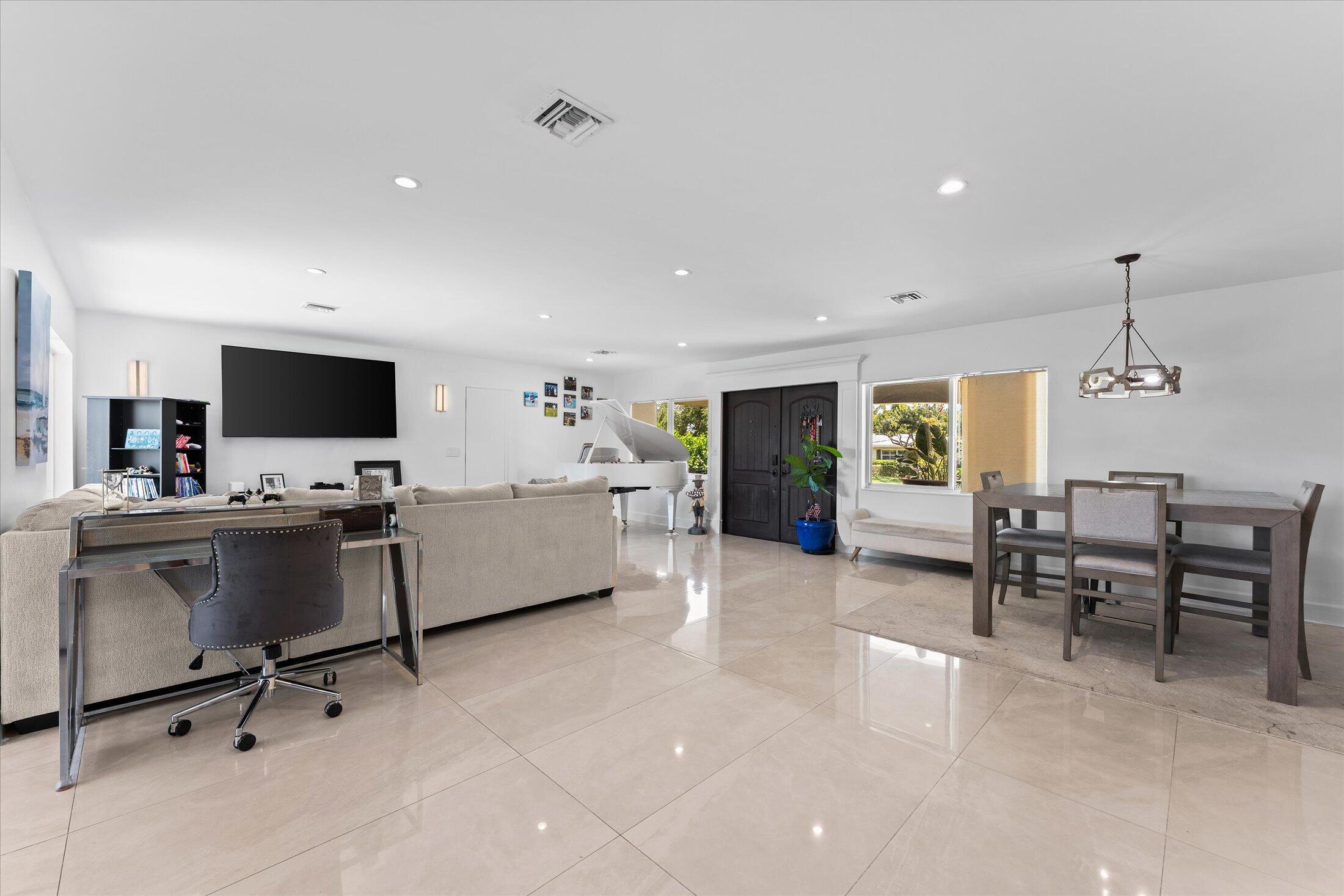 Residential Lease in Lighthouse Point 5