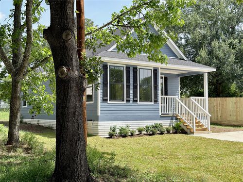1405 Clay St, Brenham, TX, 77833 | Card Image