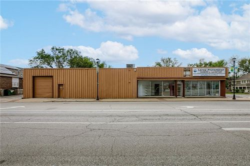 901 Main St, Grandview, MO, 64030-2454 | Card Image