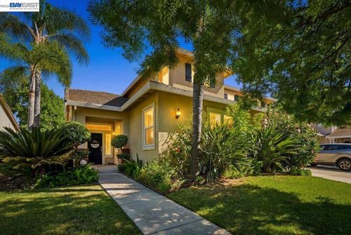 782 Redhaven St, Brentwood, CA, 94513-6330 | Card Image