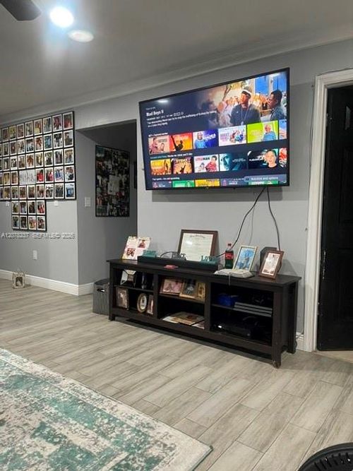 2766 Nw 168th Ter, Miami Gardens, FL, 33056-4431 | Card Image