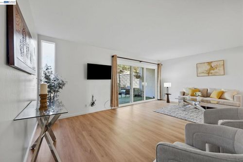 apt-12-651 Moraga Rd, Moraga, CA, 94556-2259 | Card Image