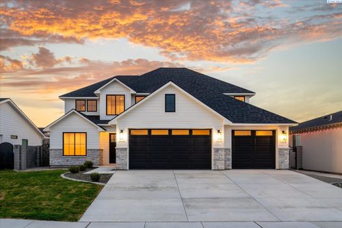636 Lazio Way, Richland, WA, 99352 | Card Image