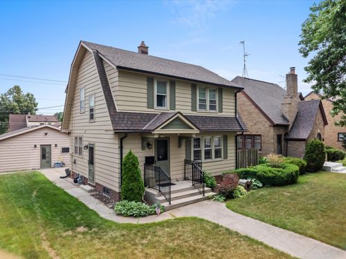 1123 North Ave, Sheboygan, WI, 53083-4830 | Card Image