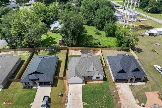 135 Hillcrest, House other with 4 bedrooms, 2 bathrooms and null parking in Gladewater TX | Image 26