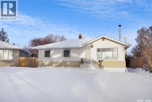 5336 5th Ave, Regina, SK, S4T0M4 | Card Image