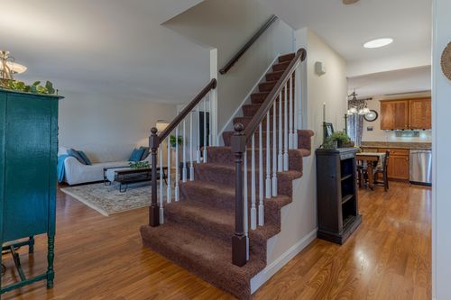 13 Jump Ln, Hudson, NH, 03051-6400 | Card Image