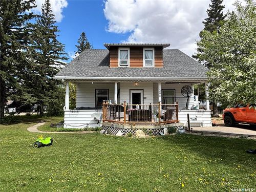 308 Norreys St, Drake, SK, S0K1H0 | Card Image