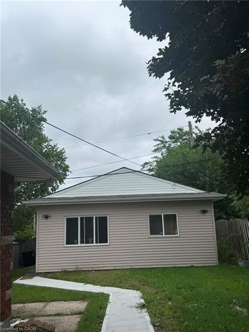 2-86 Weaver St, Cambridge, ON, N3C1W4 | Card Image